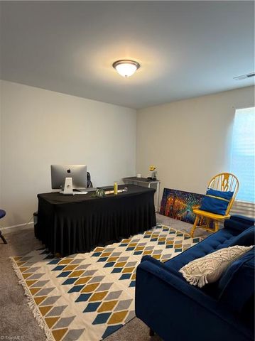 12 Freemont Court, Thomasville, NC 27360