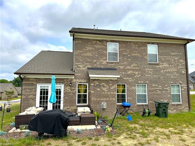 12 Freemont Court, Thomasville, NC 27360