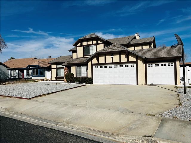 12771 Ponderosa Ranch Road, Victorville, CA 92392