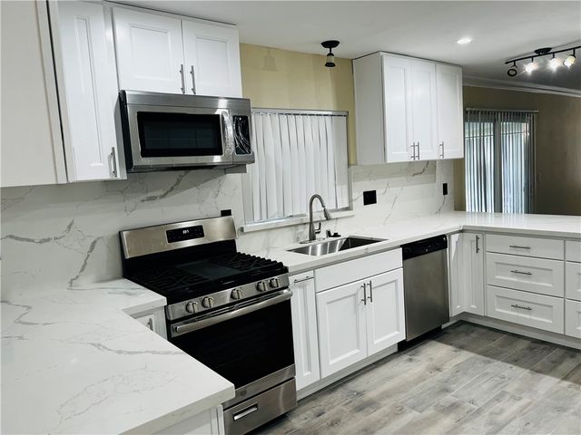 12771 Ponderosa Ranch Road, Victorville, CA 92392