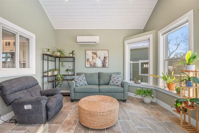 4343 S Montcalm Avenue, Lowell, MI 49331