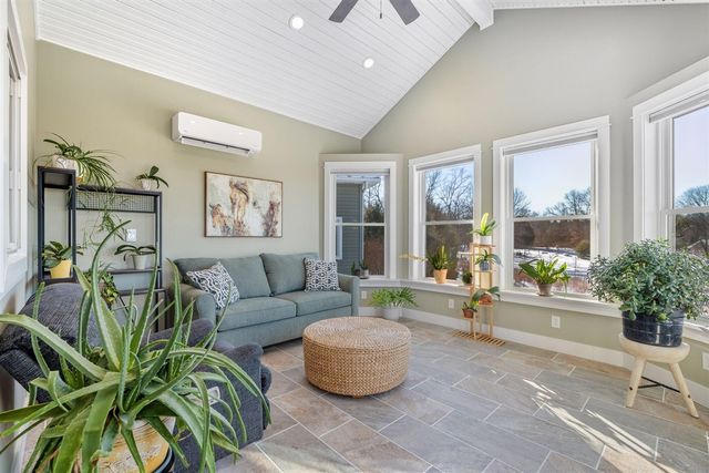 4343 S Montcalm Avenue, Lowell, MI 49331