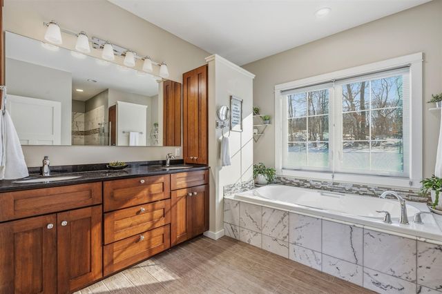 4343 S Montcalm Avenue, Lowell, MI 49331