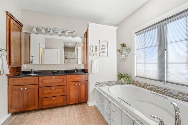 4343 S Montcalm Avenue, Lowell, MI 49331