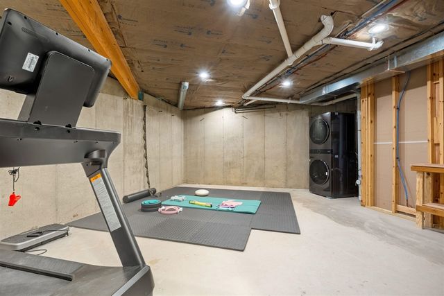 4343 S Montcalm Avenue, Lowell, MI 49331