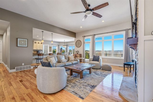 4343 S Montcalm Avenue, Lowell, MI 49331