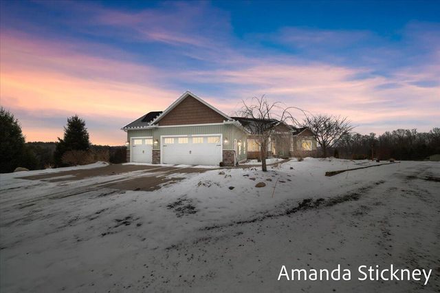 4343 S Montcalm Avenue, Lowell, MI 49331