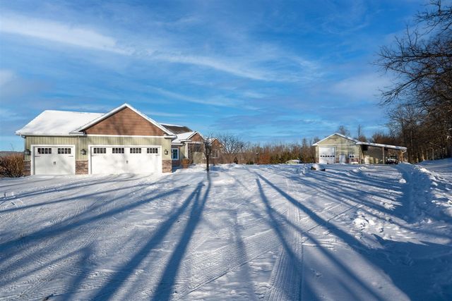 4343 S Montcalm Avenue, Lowell, MI 49331