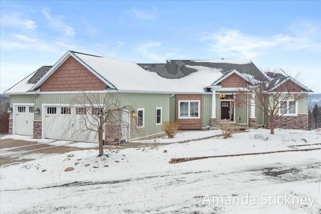 4343 S Montcalm Avenue, Lowell, MI 49331