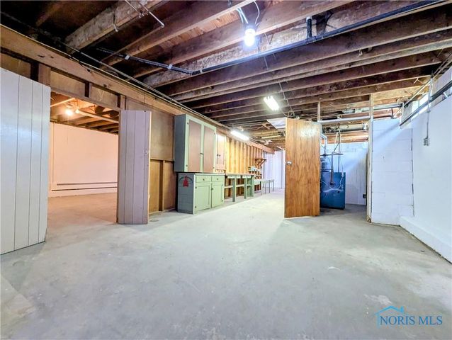 1454 Whitaker Way, Montpelier, OH 43543