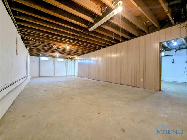 1454 Whitaker Way, Montpelier, OH 43543