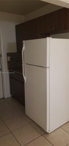 2230 Madison St 14, Hollywood, FL 33020