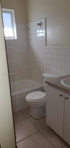 2230 Madison St 14, Hollywood, FL 33020