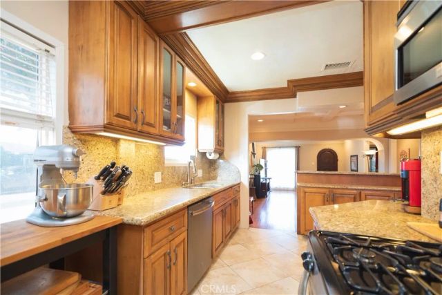 848 S Lemon, Anaheim, CA 92805