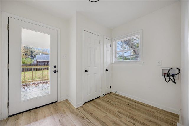 505 EASTBOURNE PL, Memphis, TN 38117