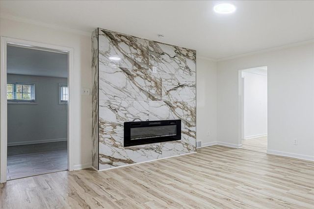 505 EASTBOURNE PL, Memphis, TN 38117