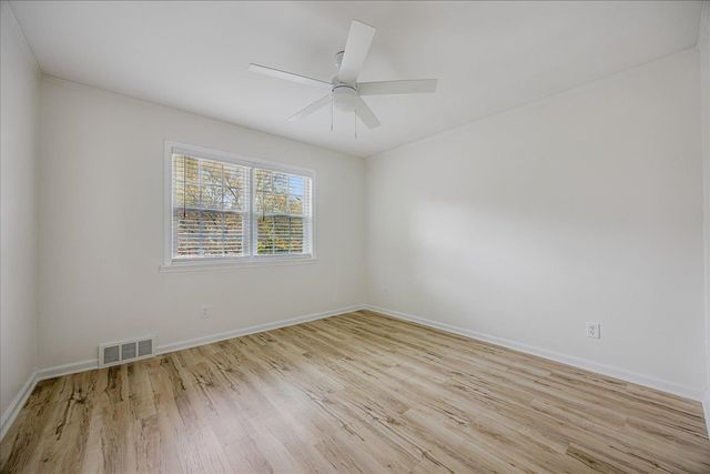 505 EASTBOURNE PL, Memphis, TN 38117