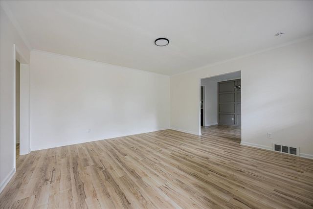 505 EASTBOURNE PL, Memphis, TN 38117