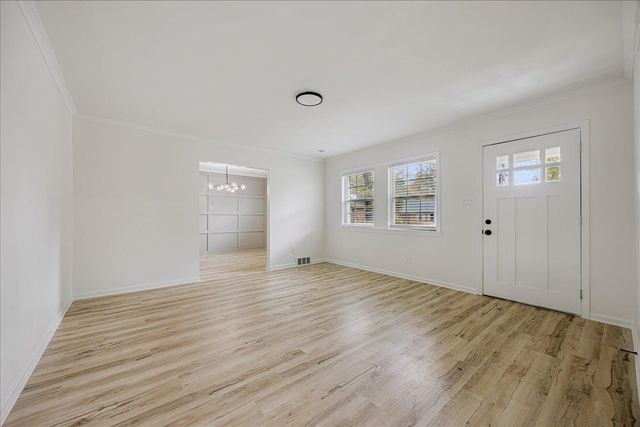 505 EASTBOURNE PL, Memphis, TN 38117