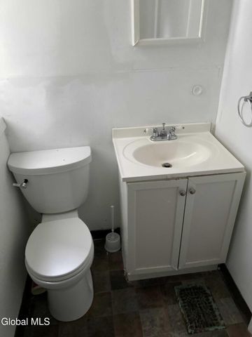 73 Eagle Street, Troy, NY 12180