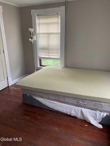 73 Eagle Street, Troy, NY 12180