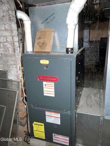 73 Eagle Street, Troy, NY 12180