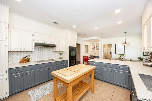 448 E Woodruff Dr, Baton Rouge, LA 70808