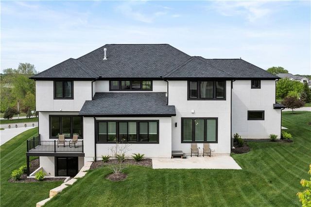 11705 W 170th Street, Overland Park, KS 66221