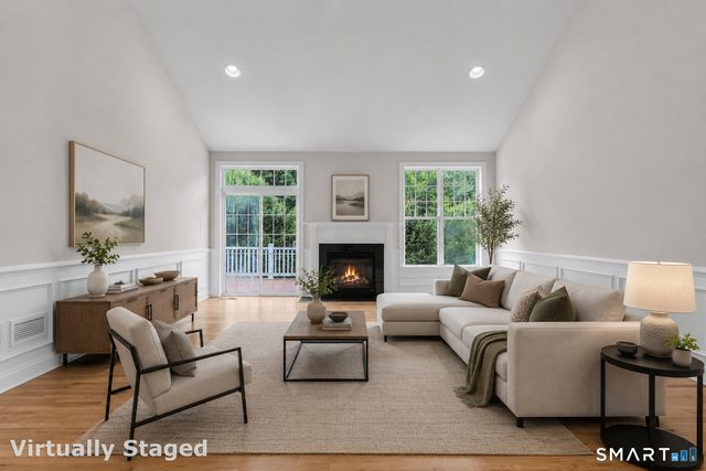 23 Woods Lane 23, Newtown, CT 06470