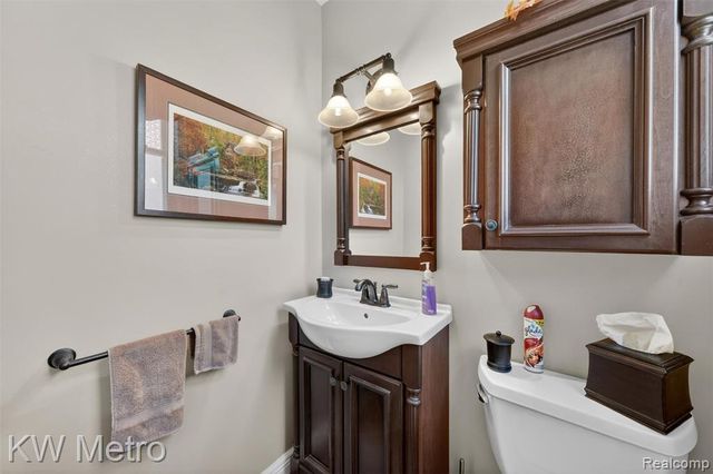 1916 Bonnieview Drive, Royal Oak, MI 48073