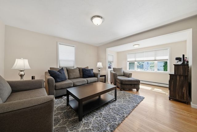 59 Grove St, Milford, MA 01757