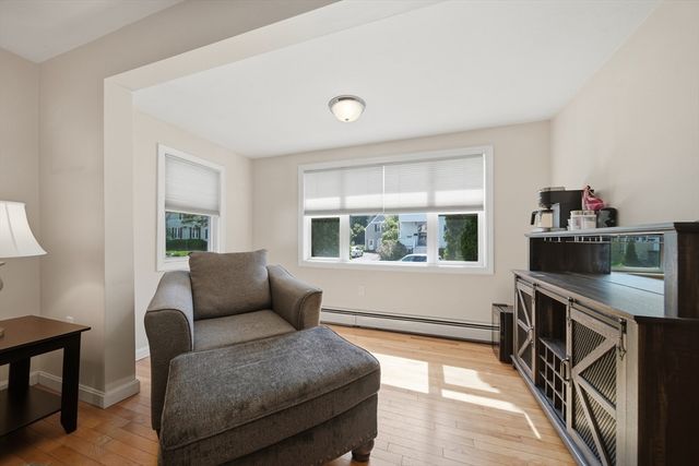59 Grove St, Milford, MA 01757