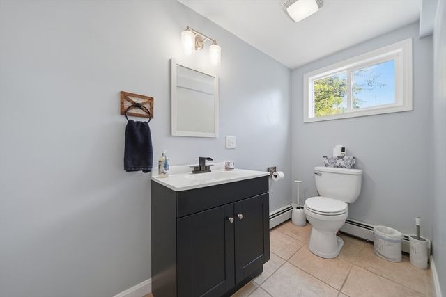 59 Grove St, Milford, MA 01757