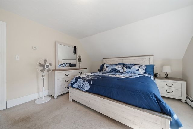 59 Grove St, Milford, MA 01757