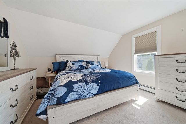 59 Grove St, Milford, MA 01757