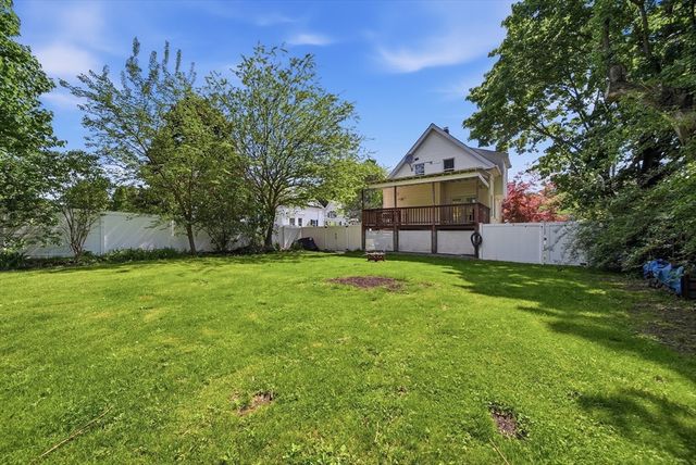59 Grove St, Milford, MA 01757