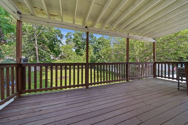 59 Grove St, Milford, MA 01757
