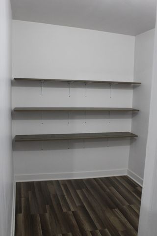 1512 N Rockton Avenue N, Rockford, IL 61103