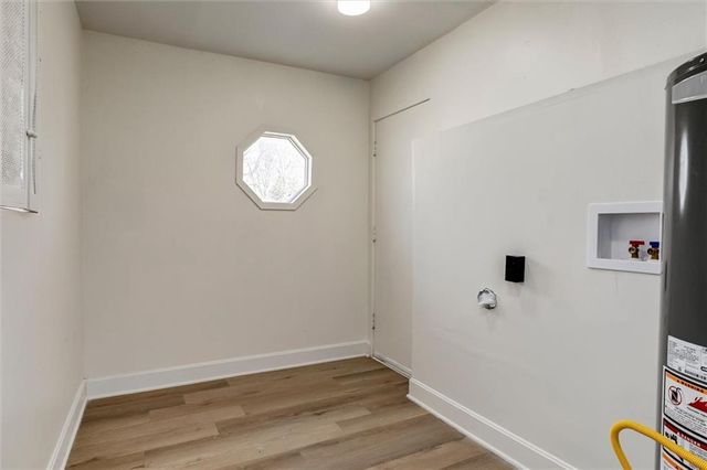 7645 Colonial Drive, Prairie Village, KS 66208