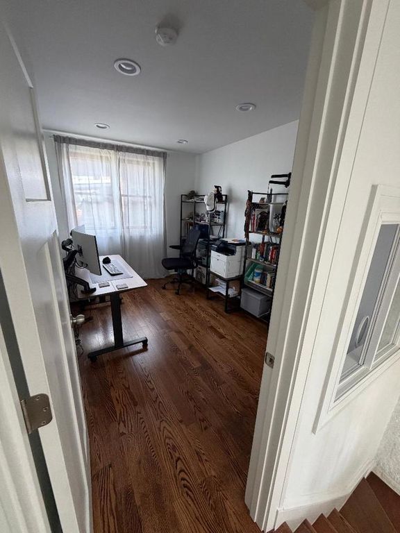 933 S Oakley Boulevard, Chicago, IL 60612 — photo 4