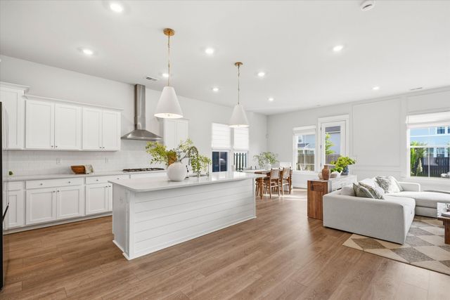 131 Archdale Street, Summerville, SC 29486