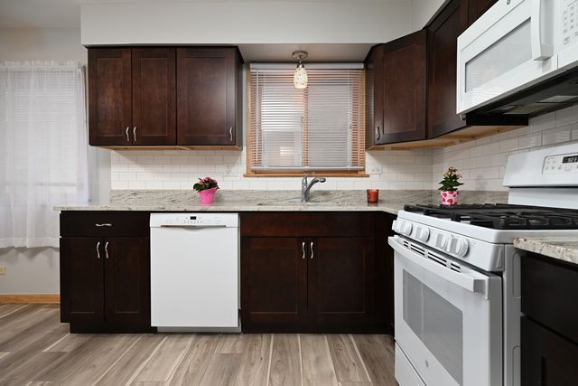 5850 N Mulligan Avenue 1, Chicago, IL 60646