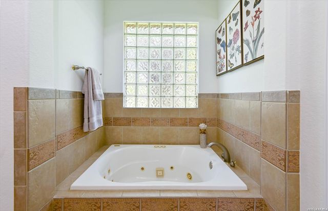 3861 Menger, San Antonio, TX 78259
