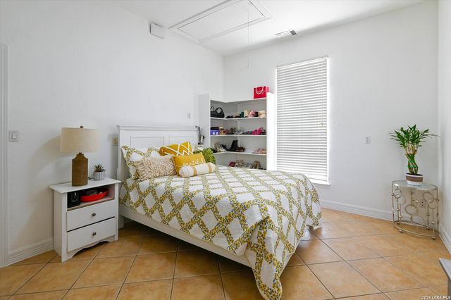 3861 Menger, San Antonio, TX 78259