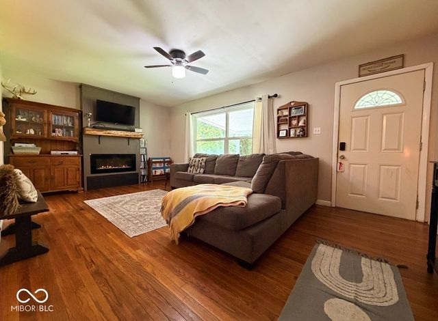 2309 W US 136 Highway, Crawfordsville, IN 47933