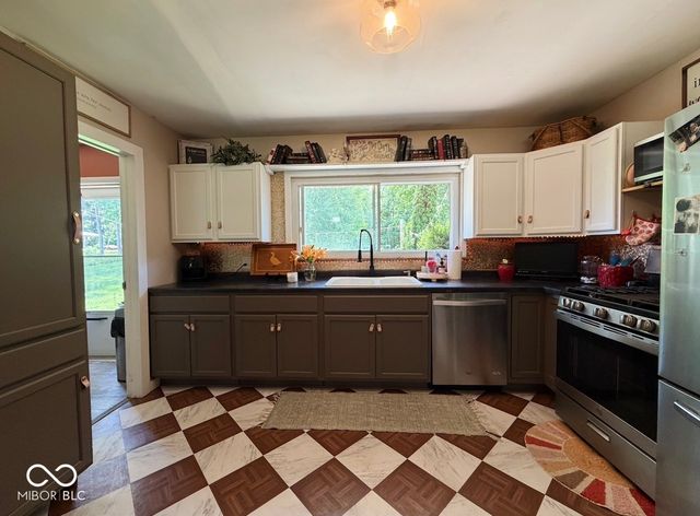 2309 W US 136 Highway, Crawfordsville, IN 47933