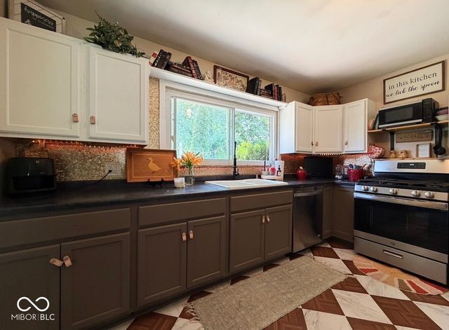 2309 W US 136 Highway, Crawfordsville, IN 47933