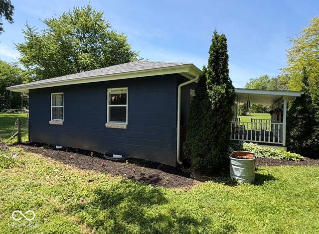 2309 W US 136 Highway, Crawfordsville, IN 47933