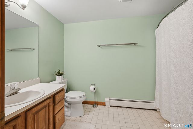 19 Hi Barlow Road, Newtown, CT 06470