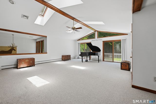 19 Hi Barlow Road, Newtown, CT 06470